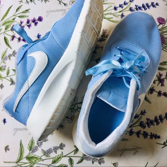 baby blue nikes